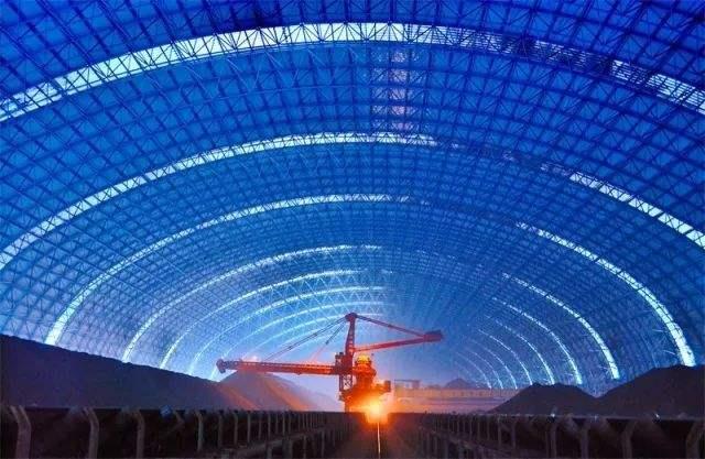 河源亿优钢构工程师为您解析原料场封闭技术的特点和类型